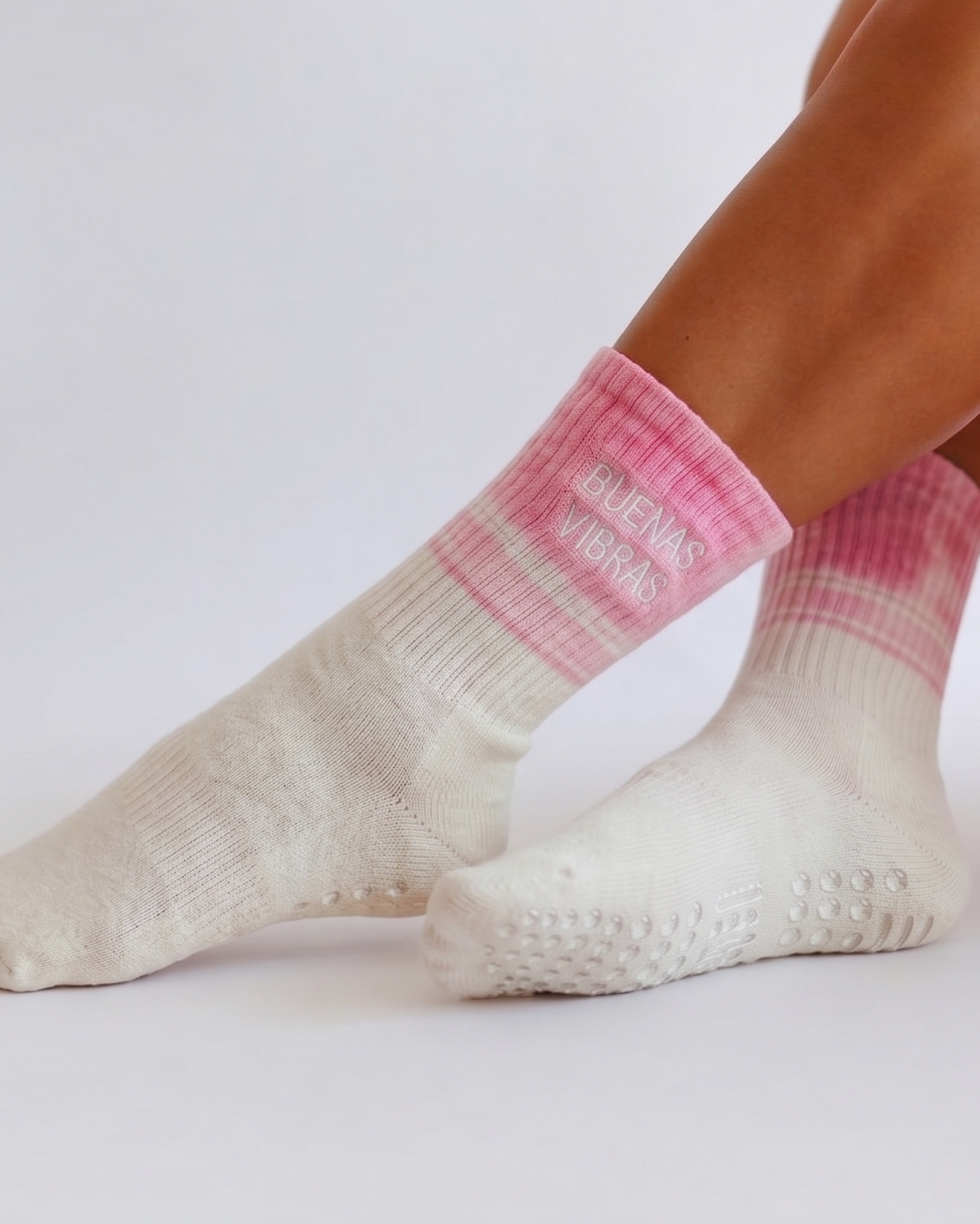 Buenas Vibras Grip Socks